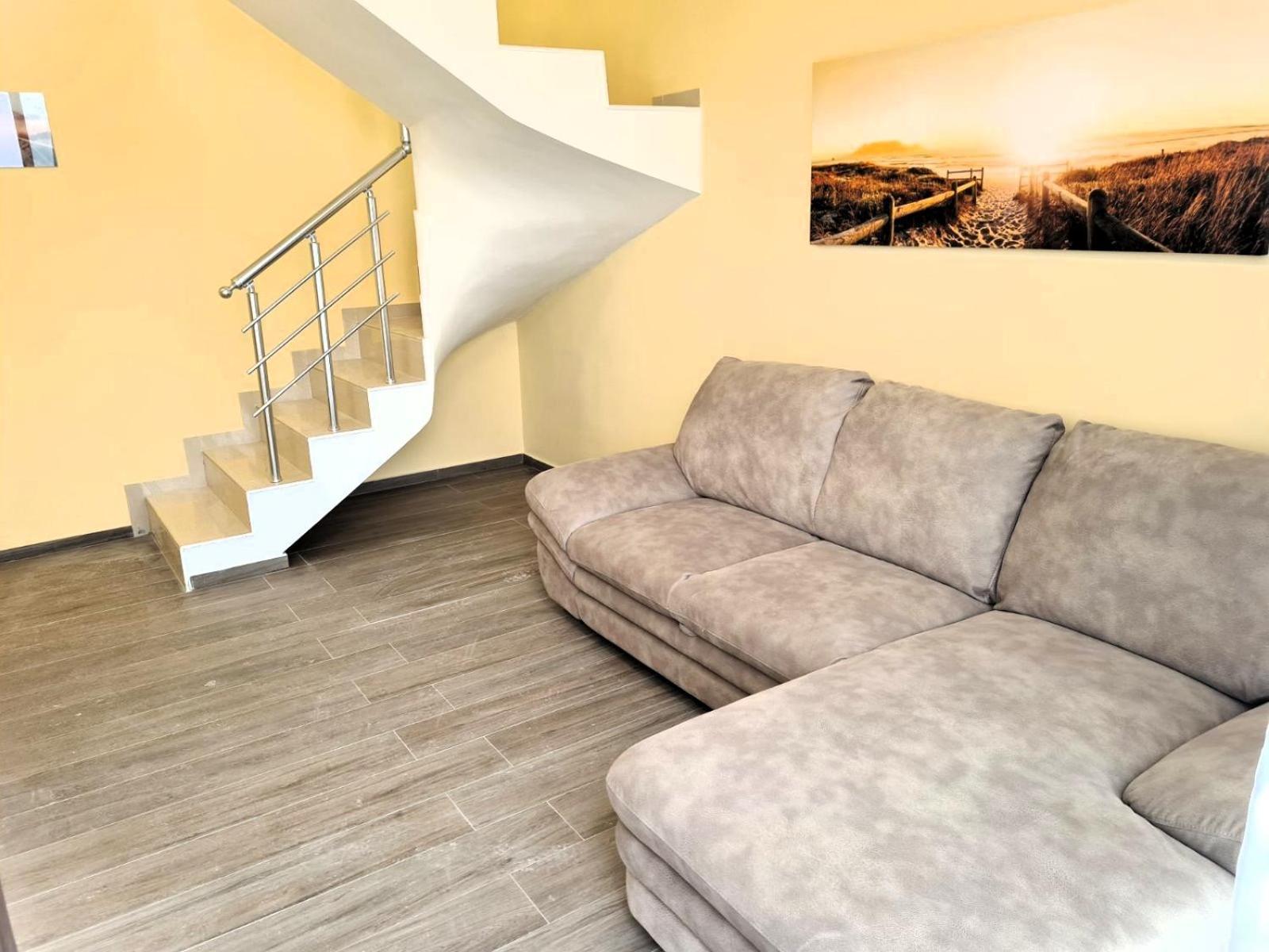 Apart-Hotel Panorama Sea Lux Primorsko Exterior photo