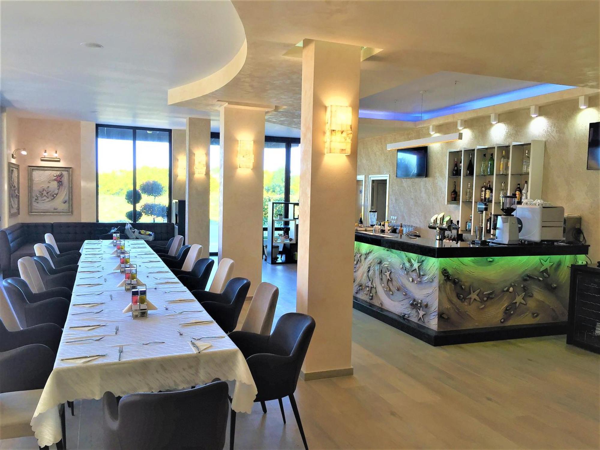Apart-Hotel Panorama Sea Lux Primorsko Exterior photo